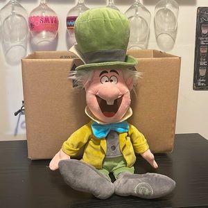 Disney plush Alice in wonderland - Mad Hatter